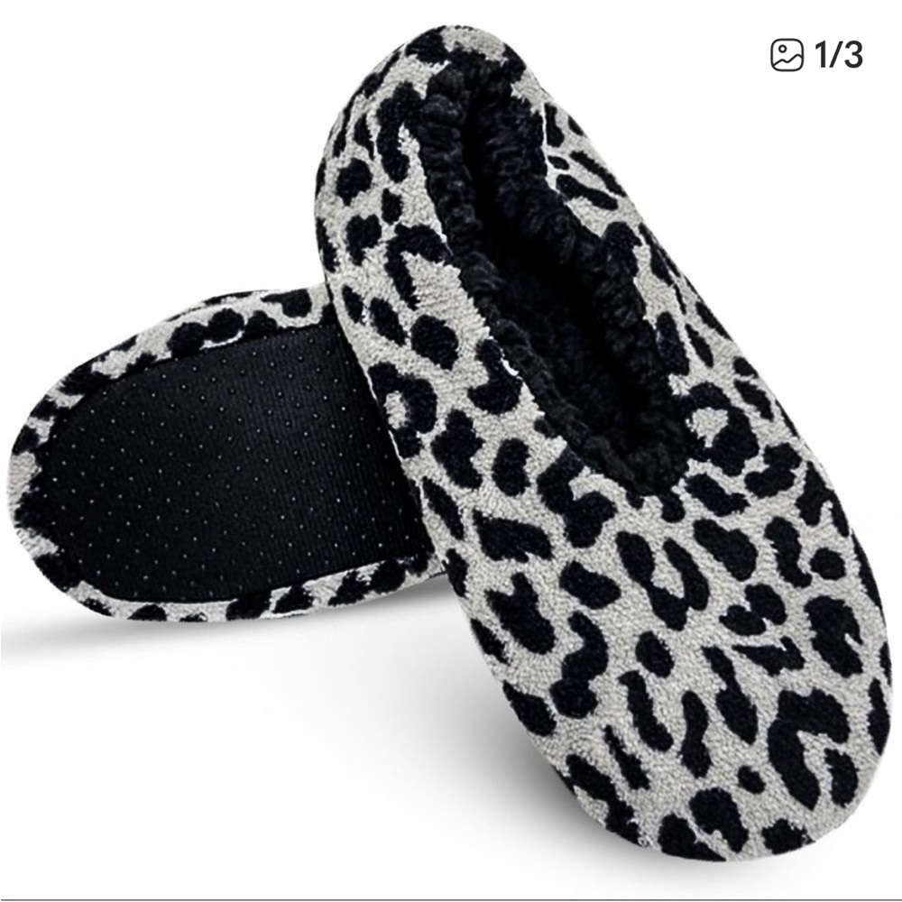 *NWT* Isaac Mizarhi New York Animal Print Slippers